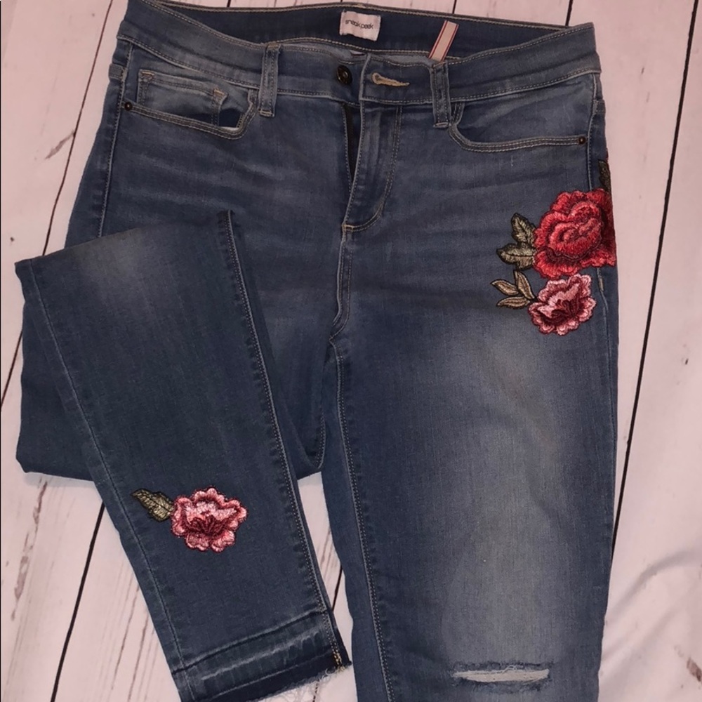 Dress Up flower embroioded ankle skinny jeans